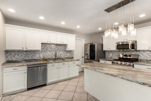 7328 S Arizona Madera Drive, Tucson, AZ 85747