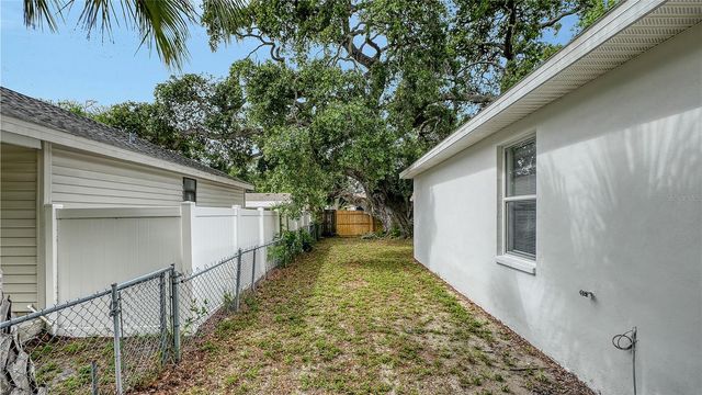 1216 34TH STREET, Sarasota, FL 34234
