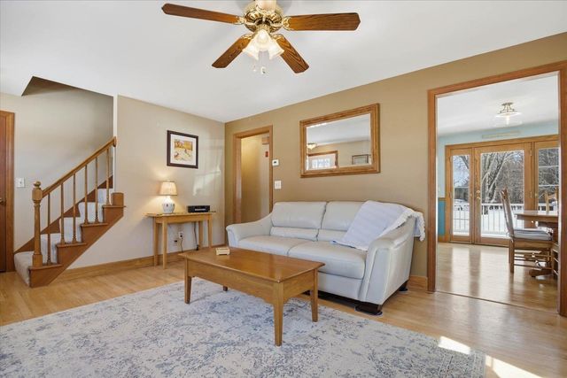 337 Exeter Road, Hampton Falls, NH 03844