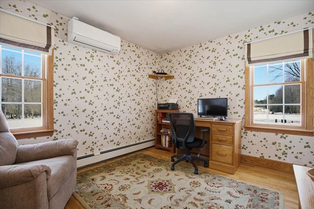 337 Exeter Road, Hampton Falls, NH 03844