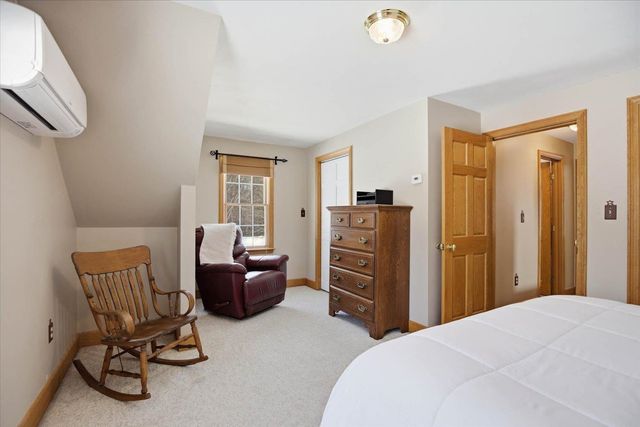 337 Exeter Road, Hampton Falls, NH 03844