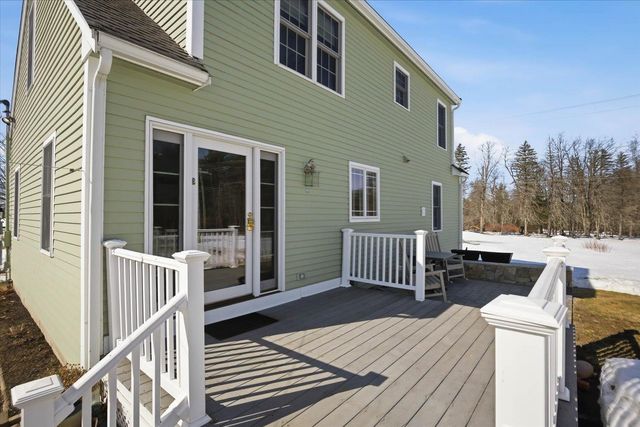 337 Exeter Road, Hampton Falls, NH 03844