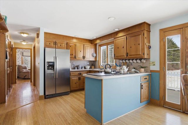 337 Exeter Road, Hampton Falls, NH 03844