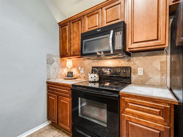 2453 NW 198th Street, Edmond, OK 73012