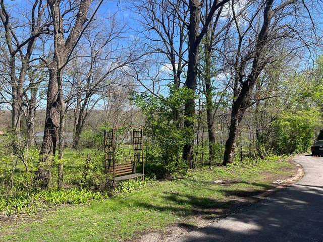 6N403 IL Route 31 Back, St. Charles, IL 60174