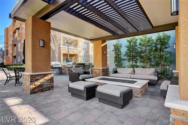 56 East Serene Avenue 120, Las Vegas, NV 89123