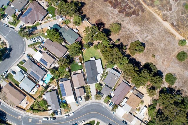 21561 Pedroso, Mission Viejo, CA 92691