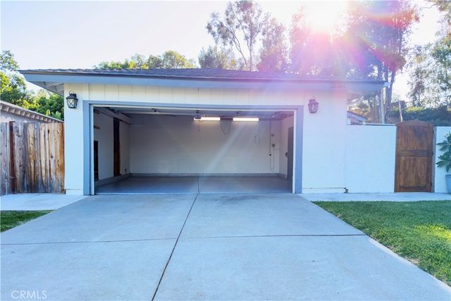 21561 Pedroso, Mission Viejo, CA 92691