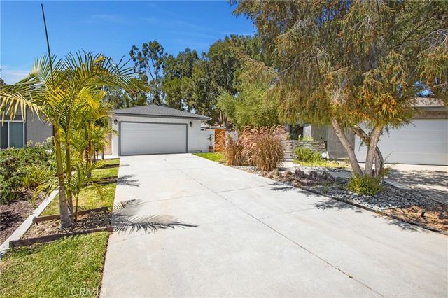 21561 Pedroso, Mission Viejo, CA 92691