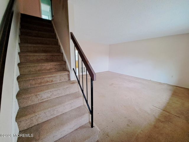 736 Kevin Court, Brick, NJ 08724
