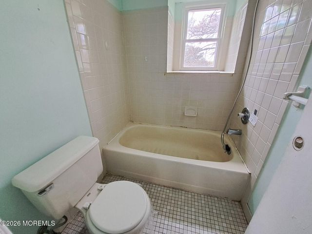 736 Kevin Court, Brick, NJ 08724