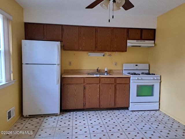 736 Kevin Court, Brick, NJ 08724
