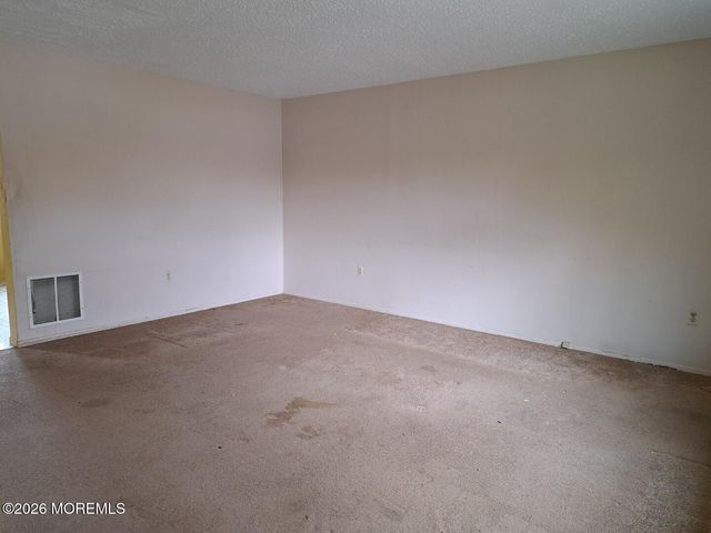 736 Kevin Court, Brick, NJ 08724