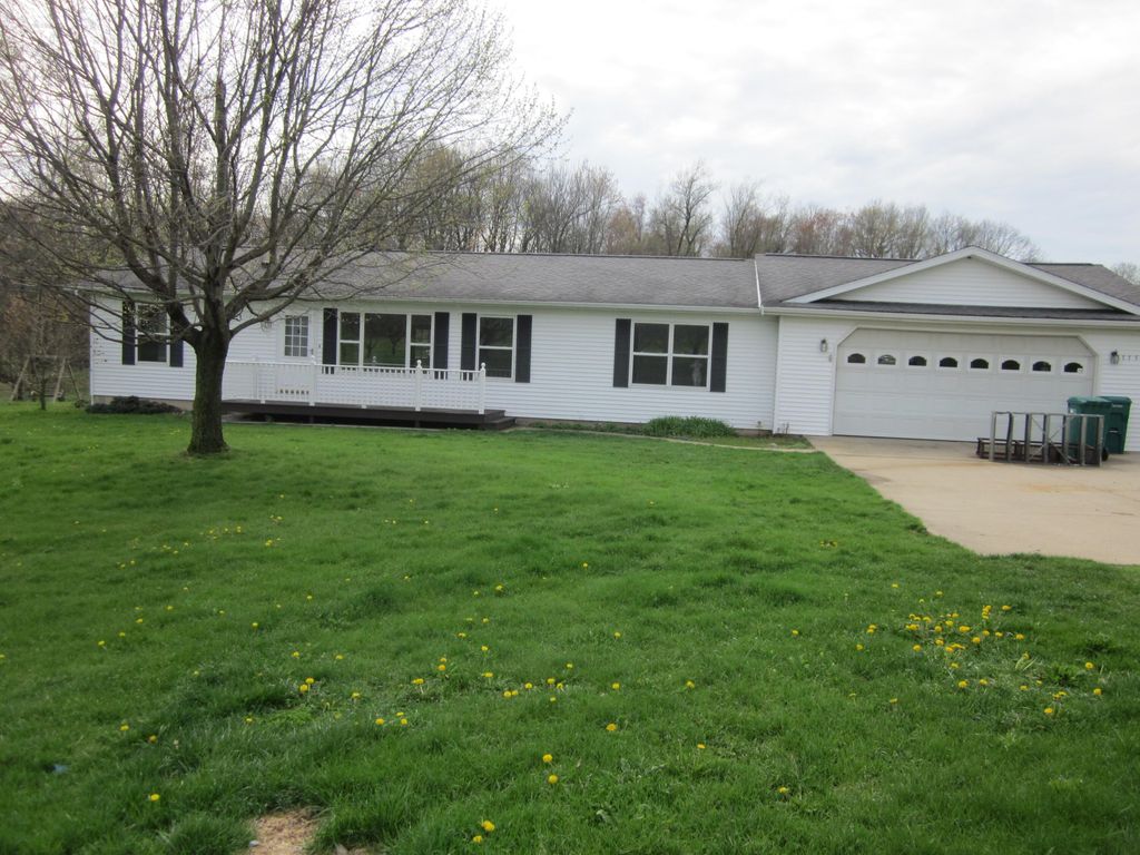 77596 County Road 652, Porter Twp, MI 49065