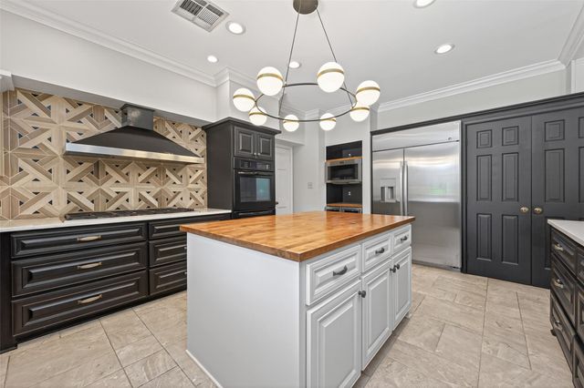 9303 Tranquil Park Drive, Spring, TX 77379