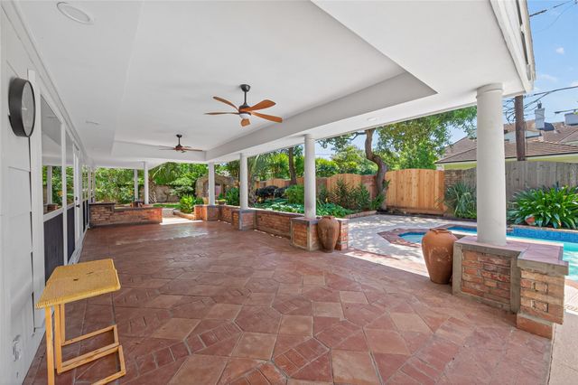 9303 Tranquil Park Drive, Spring, TX 77379