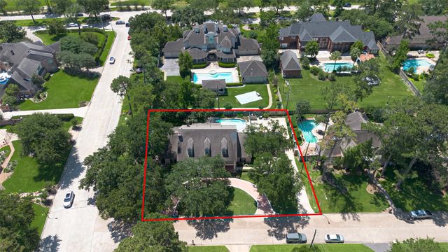 9303 Tranquil Park Drive, Spring, TX 77379