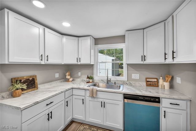 7325 Adkins Road, Mentor, OH 44060