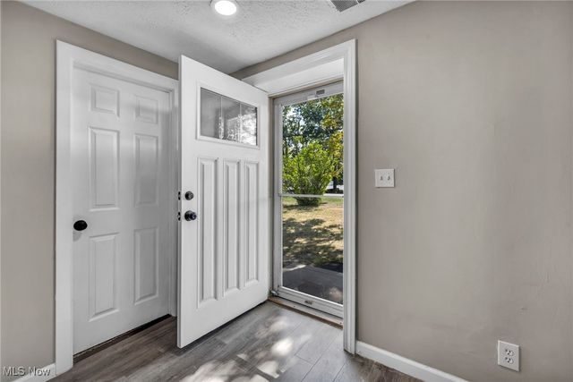 7325 Adkins Road, Mentor, OH 44060