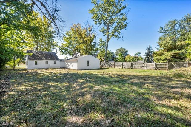 7325 Adkins Road, Mentor, OH 44060