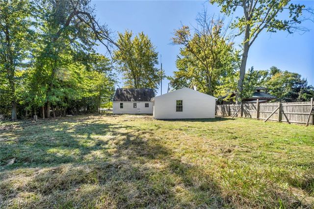 7325 Adkins Road, Mentor, OH 44060