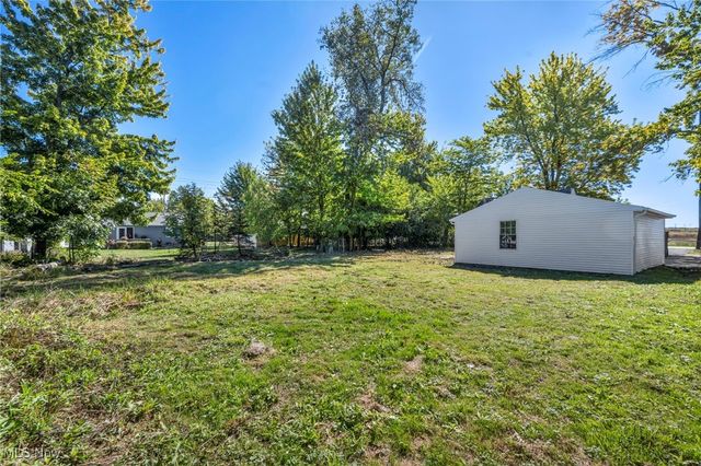 7325 Adkins Road, Mentor, OH 44060