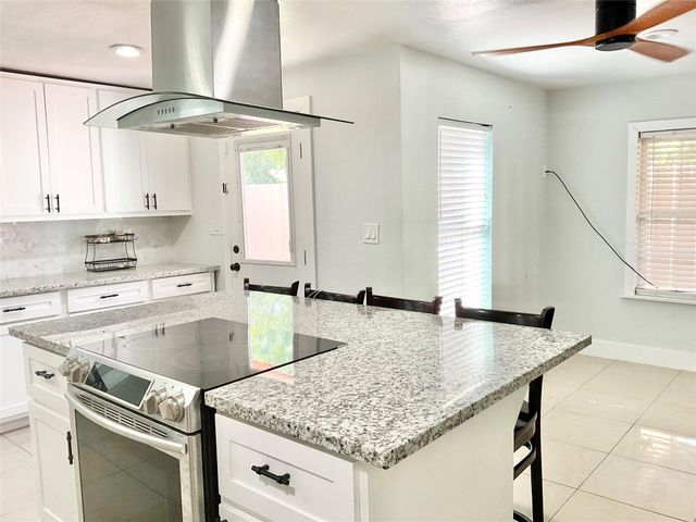 616 Kansas Street, Pasadena, TX 77506