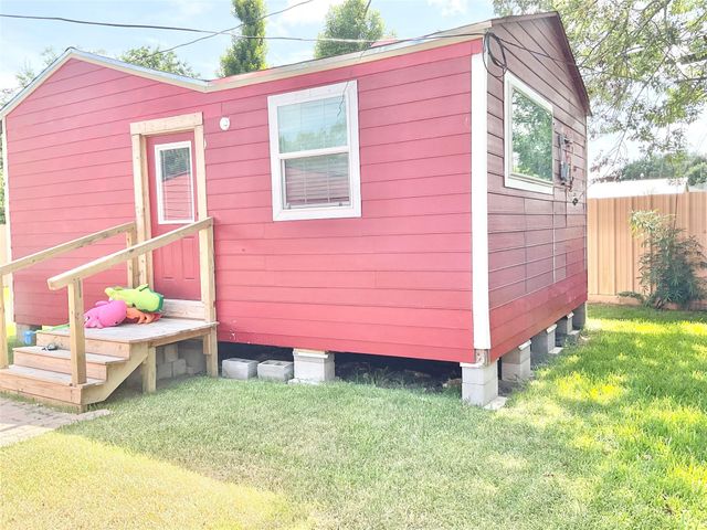 616 Kansas Street, Pasadena, TX 77506