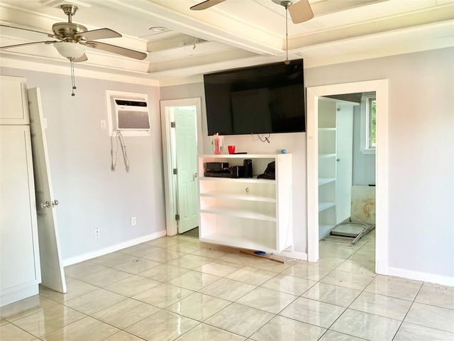 616 Kansas Street, Pasadena, TX 77506