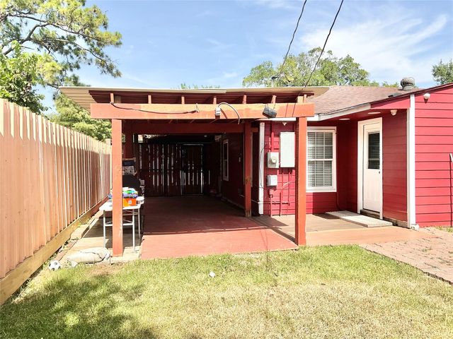616 Kansas Street, Pasadena, TX 77506
