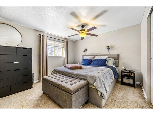 922 S Ironton St, Aurora, CO 80012