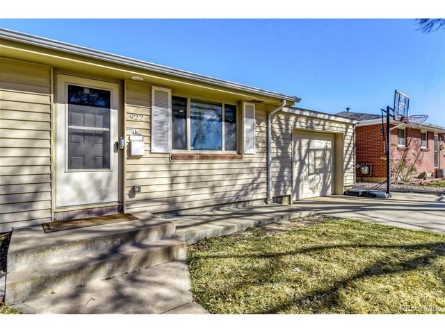 922 S Ironton St, Aurora, CO 80012