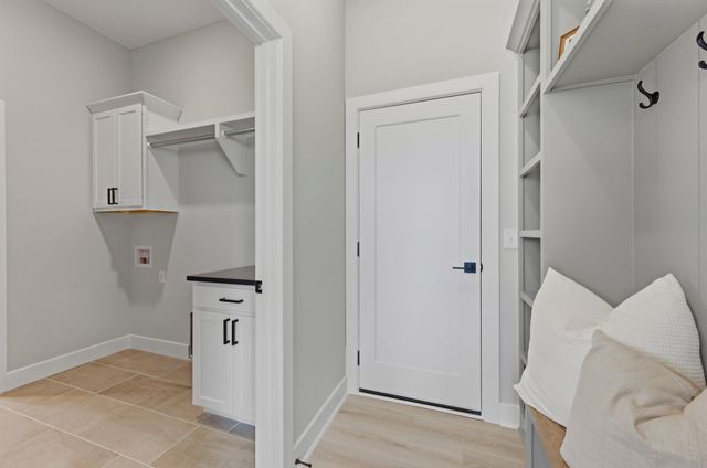 4997 N Emerald, Maize, KS 67101