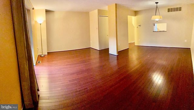 9814 RAINLEAF CT, Columbia, MD 21046
