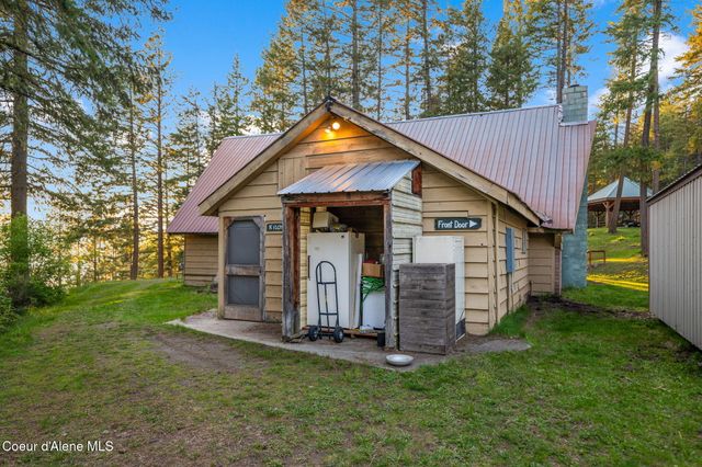 8072 W RADMER RD, Rathdrum, ID 83858