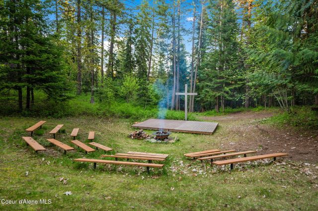 8072 W RADMER RD, Rathdrum, ID 83858