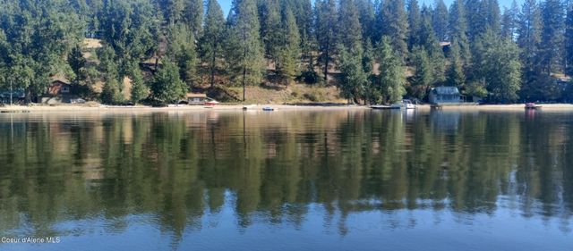 8072 W RADMER RD, Rathdrum, ID 83858