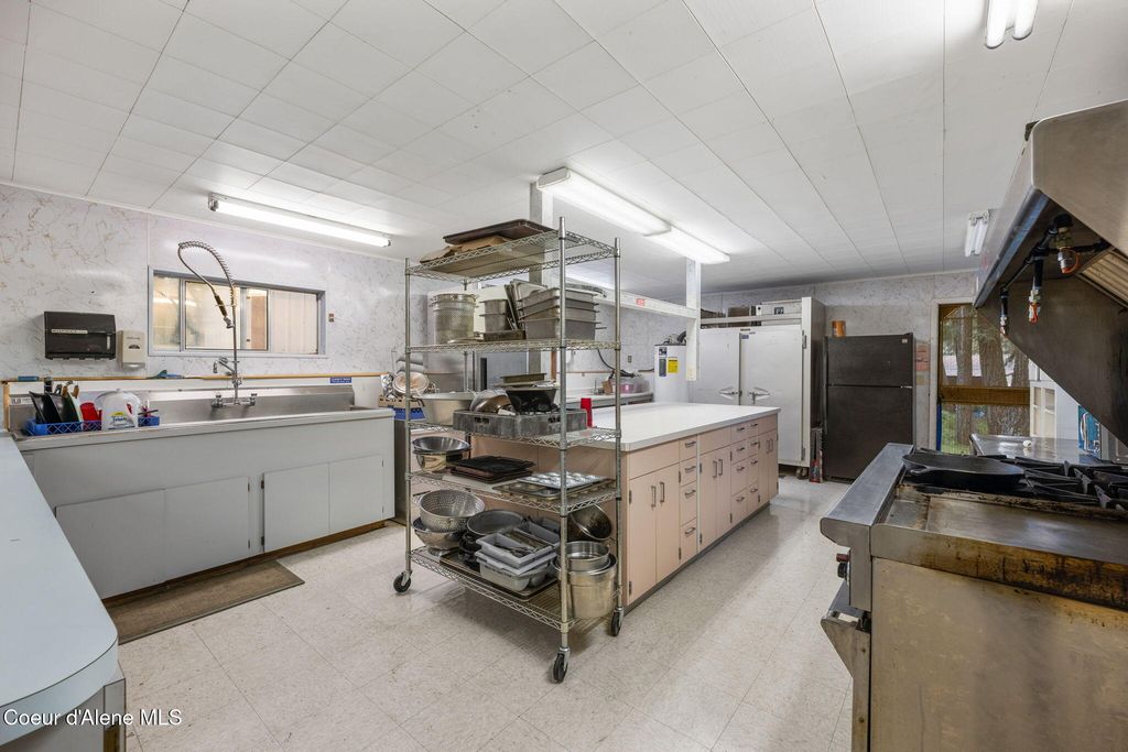 8072 W RADMER RD, Rathdrum, ID 83858 photo 11