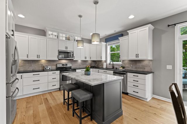 7515 61st Street S, Cottage Grove, MN 55016