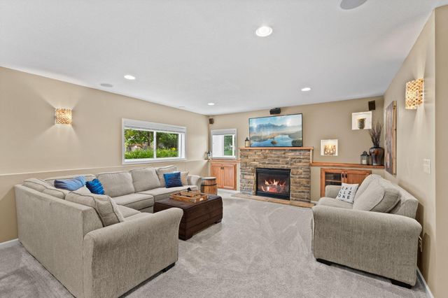 7515 61st Street S, Cottage Grove, MN 55016