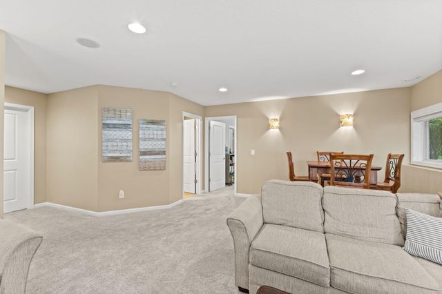 7515 61st Street S, Cottage Grove, MN 55016