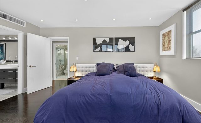 567 Tremont 32, Boston, MA 02118