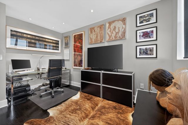 567 Tremont 32, Boston, MA 02118