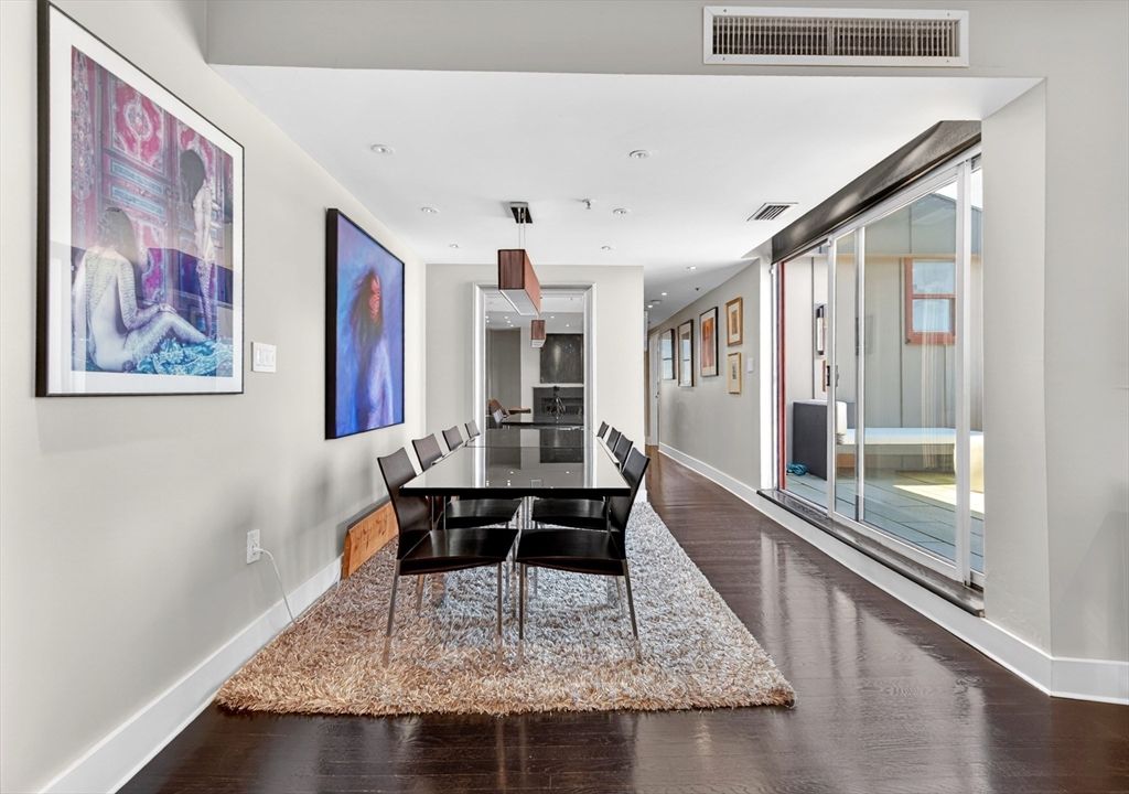 567 Tremont 32, Boston, MA 02118