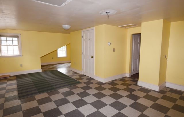 696 Summer, Rockland, MA 02370