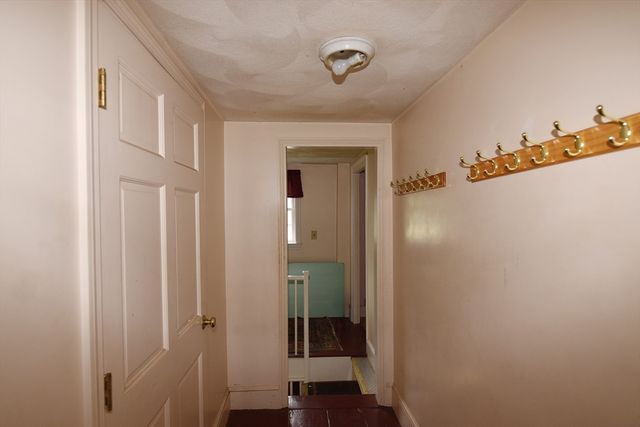 696 Summer, Rockland, MA 02370