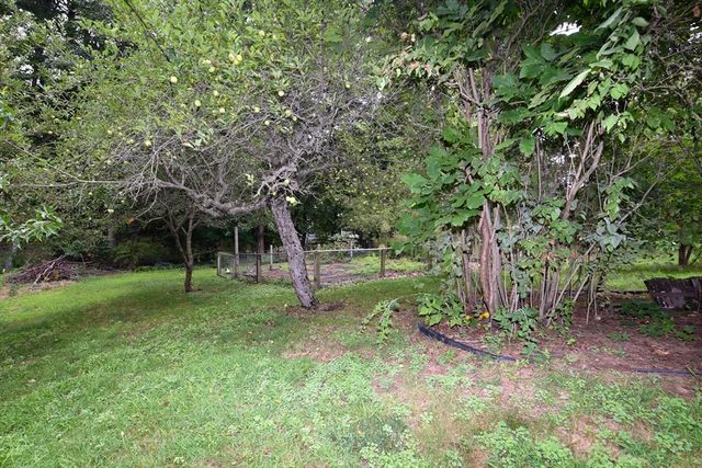 696 Summer, Rockland, MA 02370