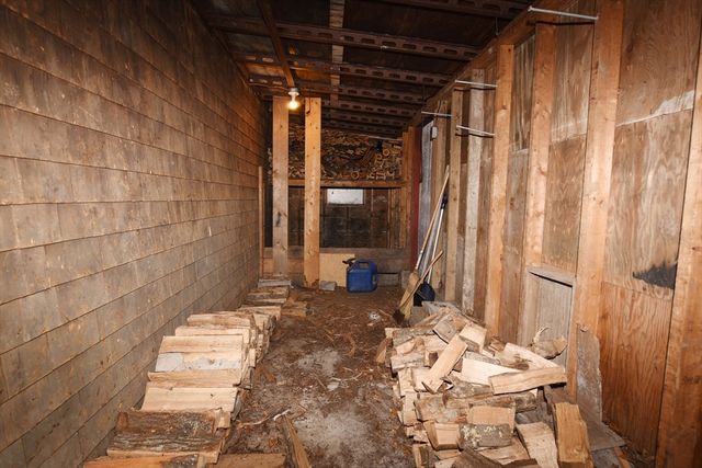 696 Summer, Rockland, MA 02370