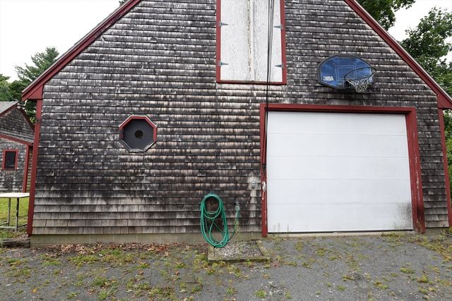 696 Summer, Rockland, MA 02370