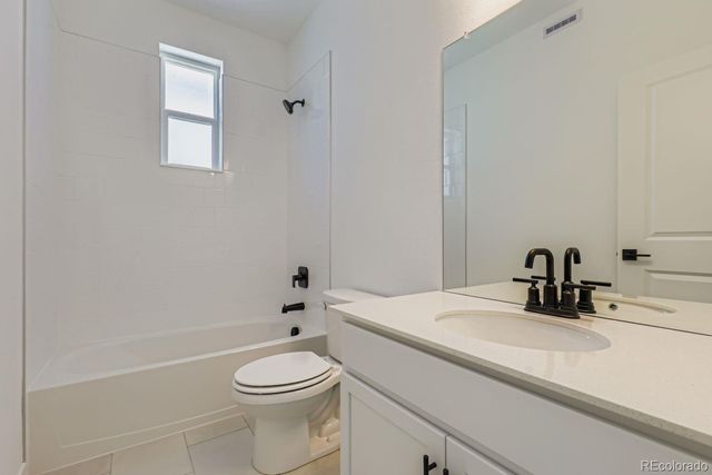 1751 Peak Loop, Broomfield, CO 80023